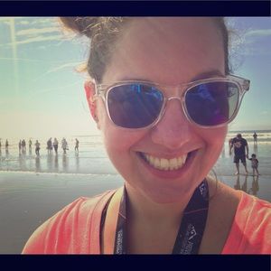 Meet your Posher, Amy